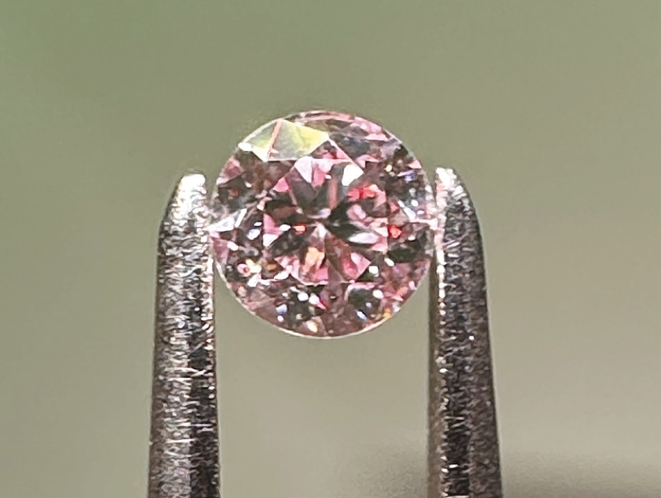 Ružový diamant 0.04ct