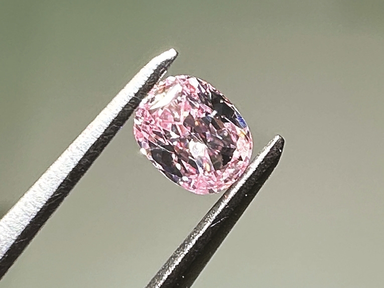Ružový diamant 0.08ct